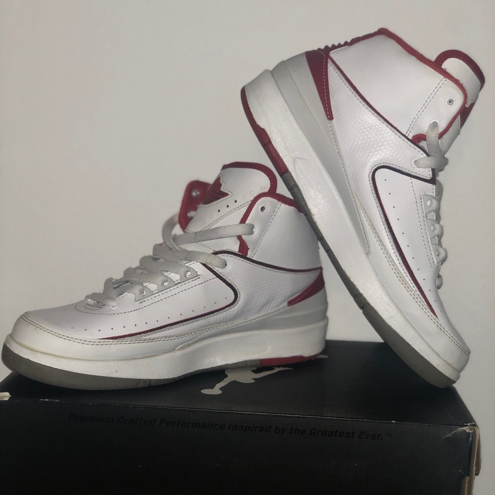 Jordan 2 - Picture 2 of 5